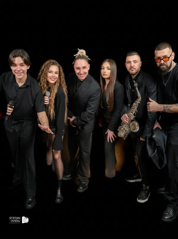 Highlife ShowBand photo 2