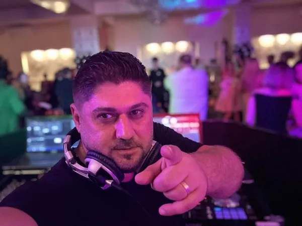 KDJ Entertainment (Dj Ciprian Alexandru) - DJ pentru evenimente în Ilfov